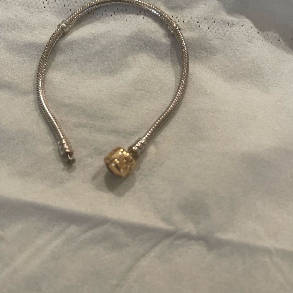 Pandora 7” with gold clasp